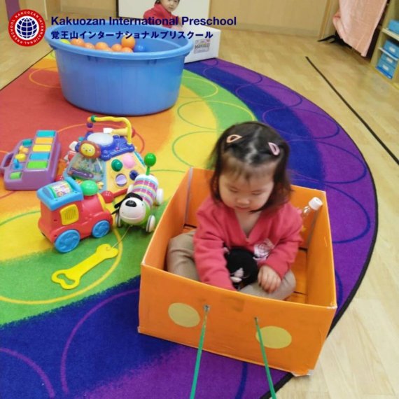 想像力が広がる楽しい毎日！～Hatchlings Class in April