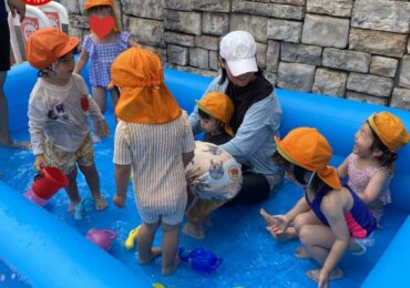🐥✨ Ducklingsクラスの楽しい1週間！ ✨🐥Ducklings Class: A Week Full of Fun and Discovery!