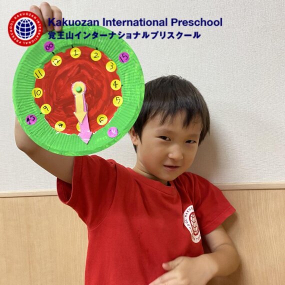 White Eaglets Learn About Time with Their Own Clocks! 🕒