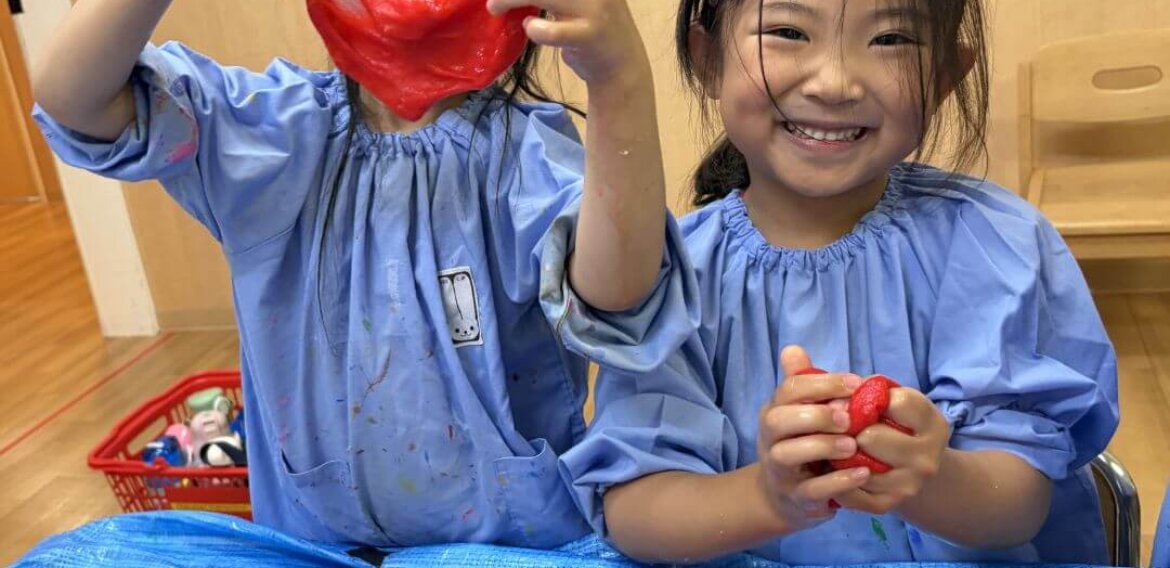 Pink Eaglets Make Slime!